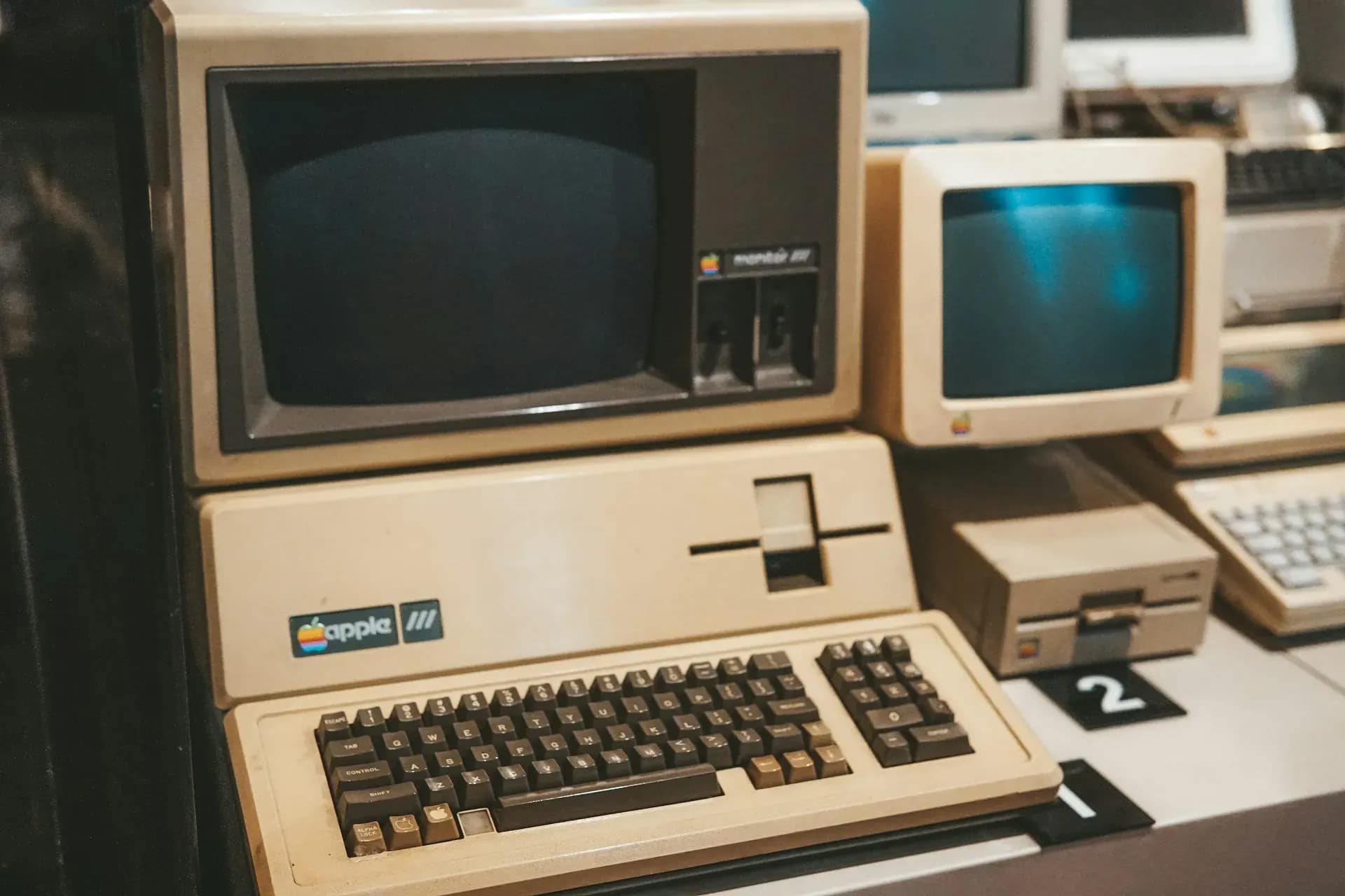 Il costo nascosto del software legacy: come riconoscere quando un sistema vecchio sta frenando l'azienda